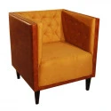 POLTRONA BARI - BASE COURVIN OCRE - ESTOFADO AVELUDADO OURO - Cód.: 1249