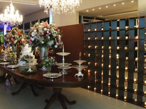 MESA FRANÇA - 4,5 m - OVAL - MADEIRA - IMBUIA - 1 - ST Mob - Locações de mobiliário para eventos