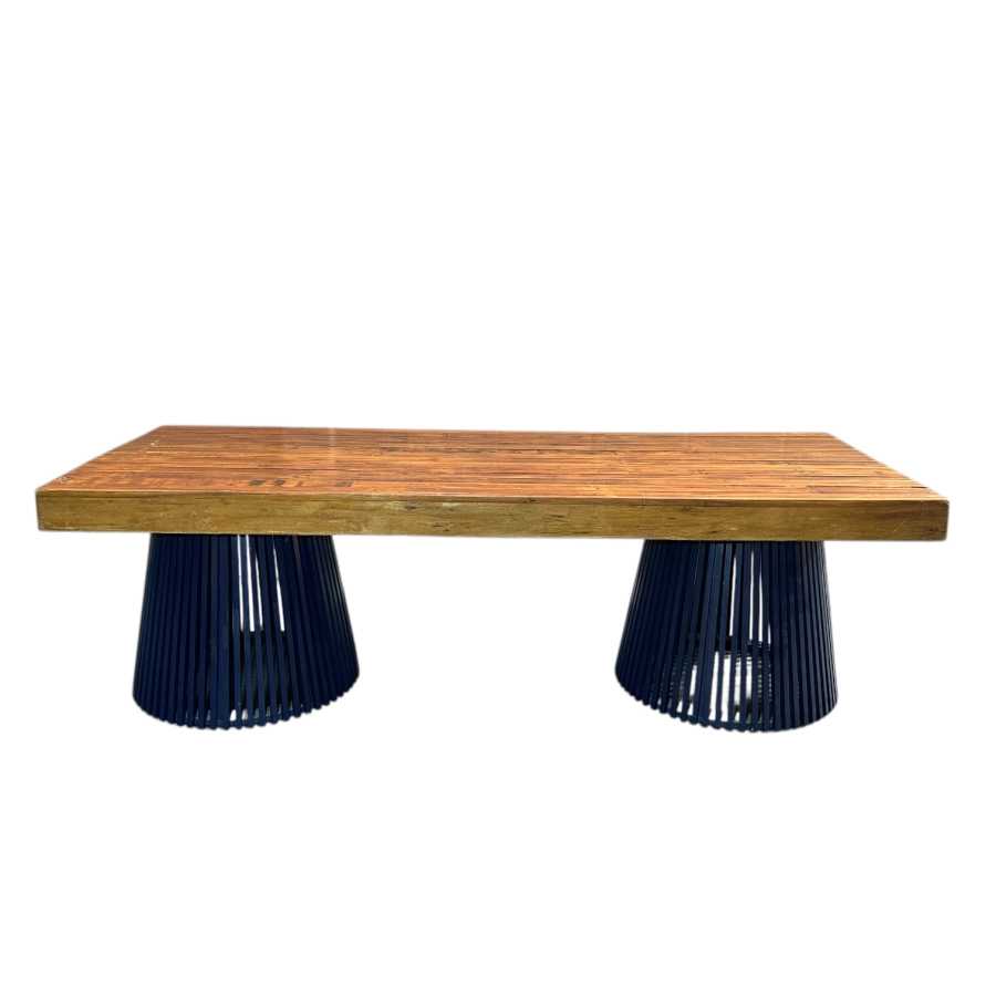 MESA MELZO - BASE MADEIRA AZUL - TAMPO MADEIRA ST Mob - Locações de mobiliário para eventos