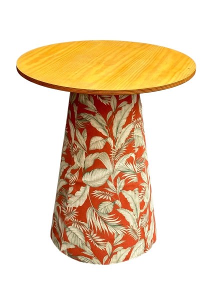 MESA ASTI - BISTRO BAIXA - BASE FLORAL TERRACOTA - TAMPO MEL ST Mob - Locações de mobiliário para eventos