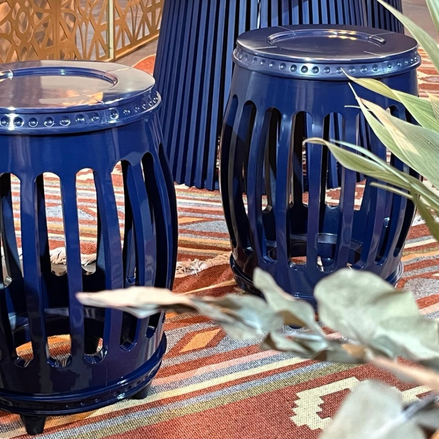 GARDEN SEAT - MADEIRA - LACA AZUL ESCURO ST Mob - Locações de mobiliário para eventos