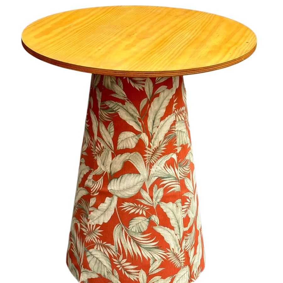MESA ASTI - BISTRO BAIXA - BASE FLORAL TERRACOTA - TAMPO MEL ST Mob - Locações de mobiliário para eventos