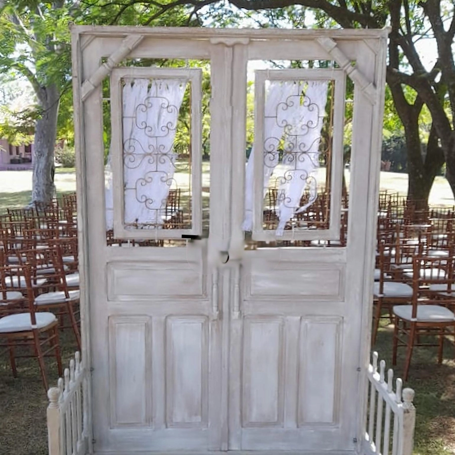 PORTA RAFFAELLO - FERRO E MADEIRA PATINADA OFF WHITE ST Mob - Locações de mobiliário para eventos