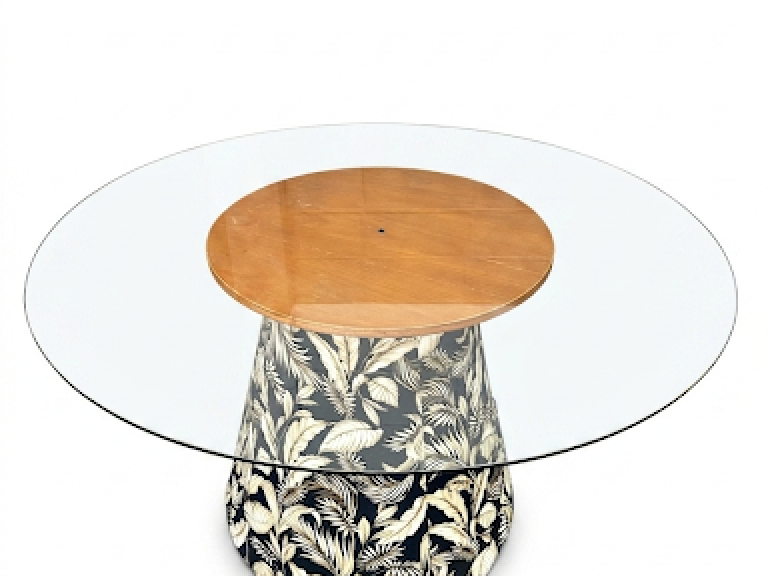 MESA ASTI - 1,40 Ø - BASE FLORAL AZUL - TAMPO VIDRO ST Mob - Locações de mobiliário para eventos