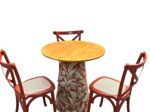 MESA ASTI - BISTRO BAIXA - BASE FLORAL TERRACOTA - TAMPO MEL - 2 - ST Mob - Locações de mobiliário para eventos