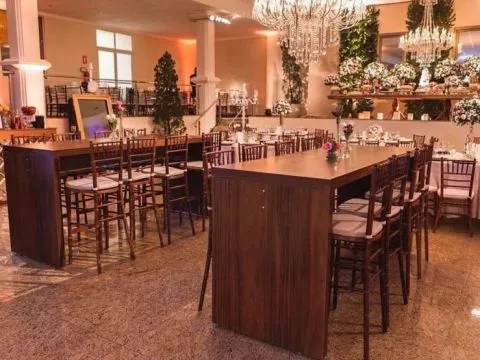 BANQUETA BISTRO TIFFANY - COM ASSENTO BEGE - MADEIRA - IMBUIA - 11 - ST Mob - Locações de mobiliário para eventos