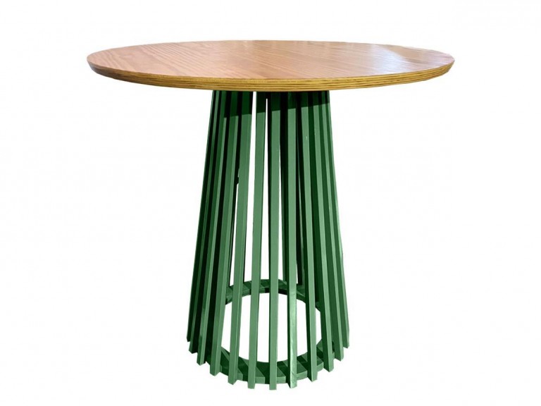 MESA ASTI - BISTRO BAIXA - TAMPO MADEIRA MEL - BASE LACA VERDE ST Mob - Locações de mobiliário para eventos